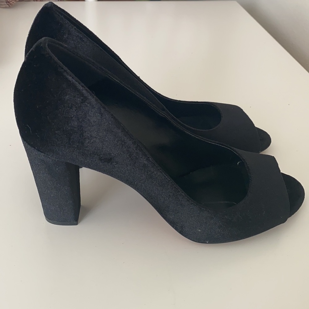 New Look Peep Toe Heels in Black